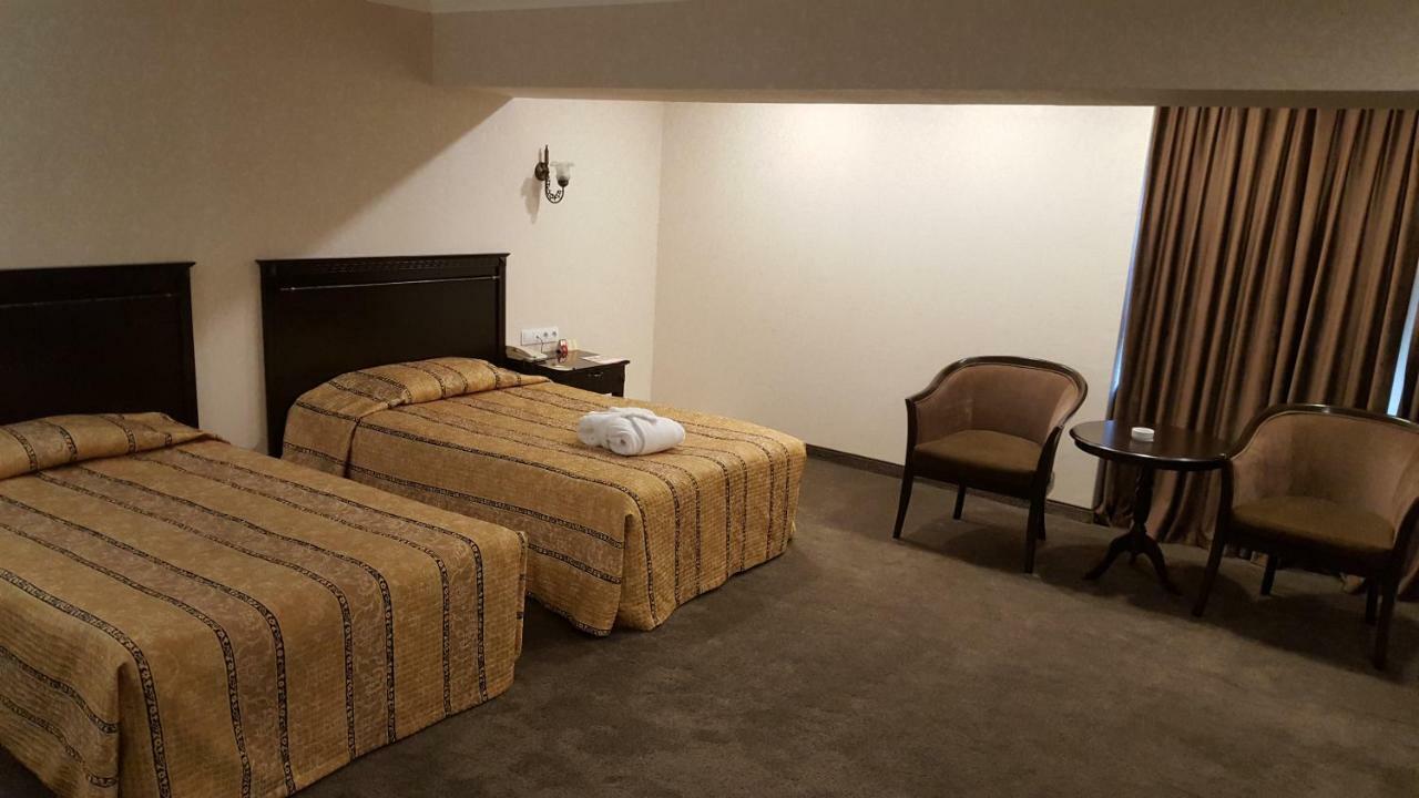 Grand Mir Hotel Tasjkent Eksteriør billede