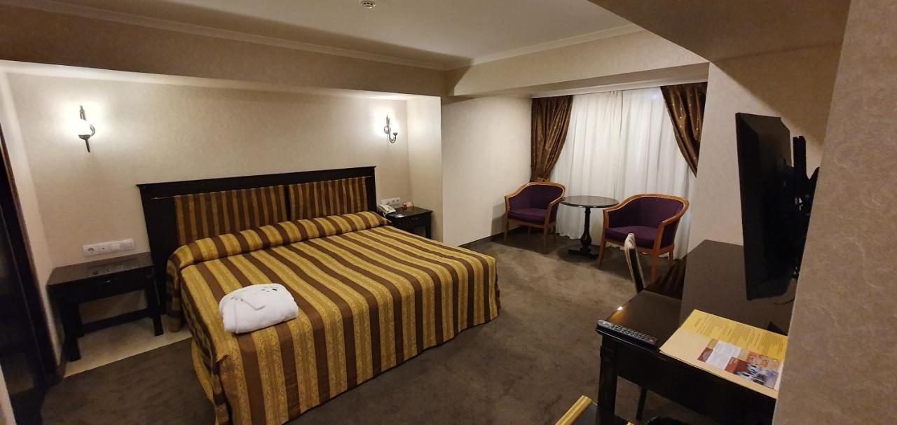 Grand Mir Hotel Tasjkent Eksteriør billede